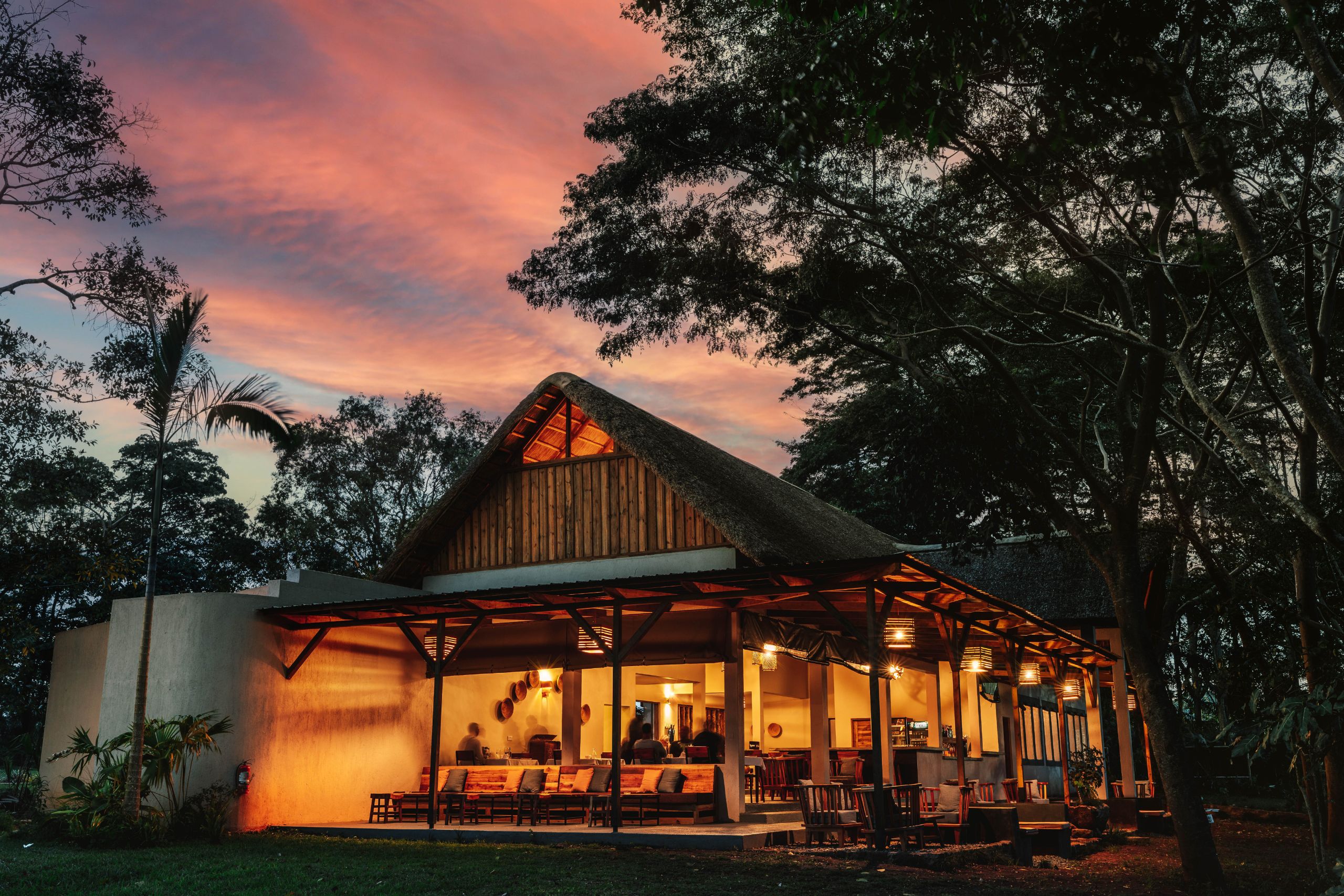 Adrift River Club — foto principale