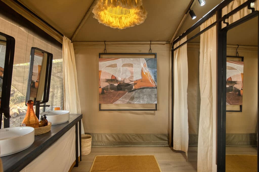 Lake Natron Camp — sezione atmosphere
