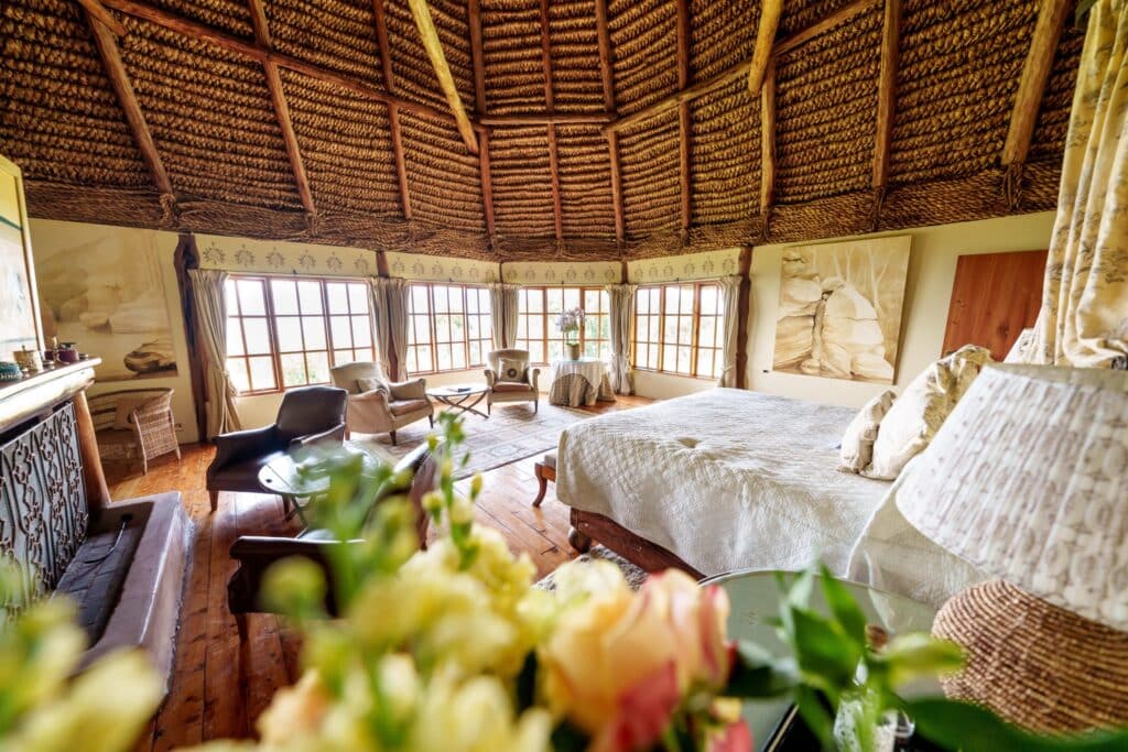 Laragai House — sezione atmosphere