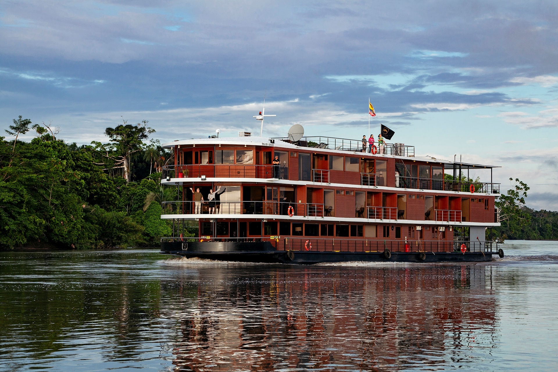 Manatee Adventure Vessel — foto galleria 3