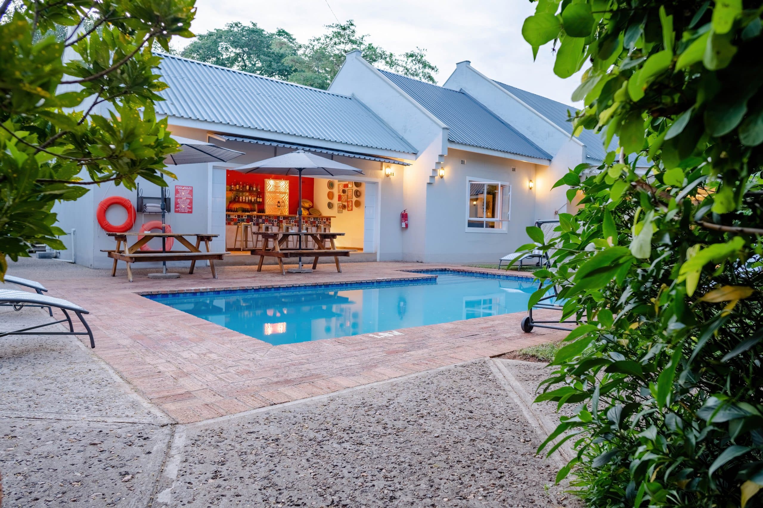 Phezulu Guest Lodge — foto principale